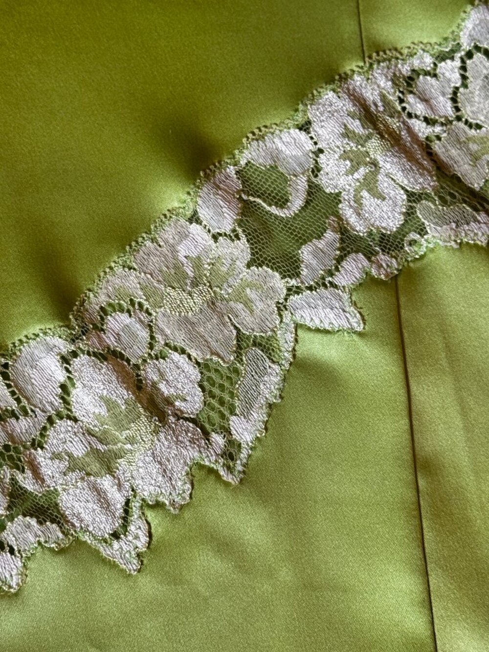 Dolce & Gabbana Lime Green Satin Cream Lace Camisole Top USA 34 XS-S - Picture 8 of 11